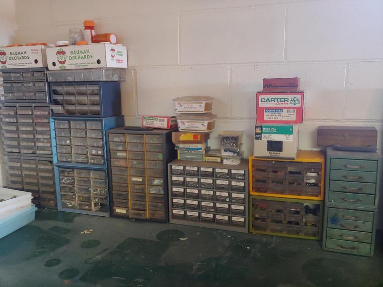 Auction Ohio Nuts and Bolts