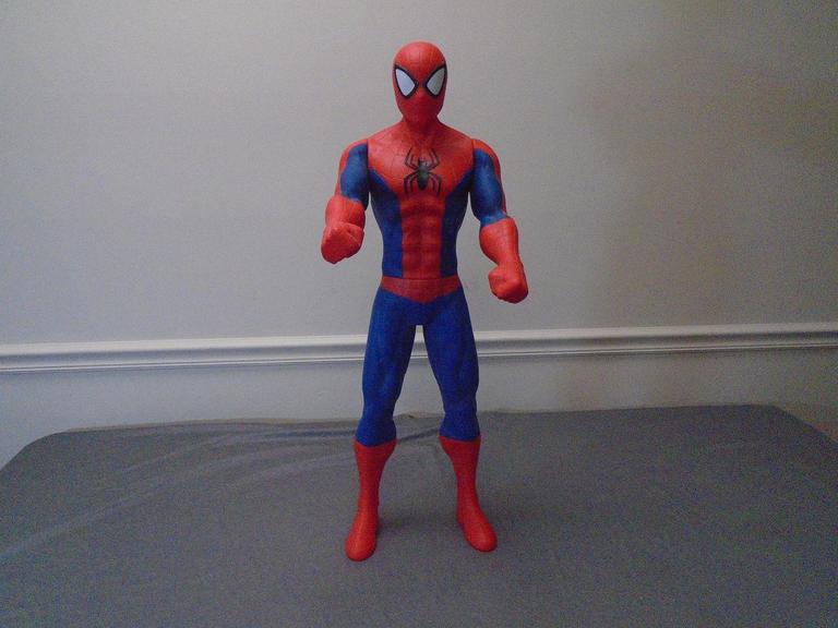 Auction Ohio Large Spiderman Action Figure