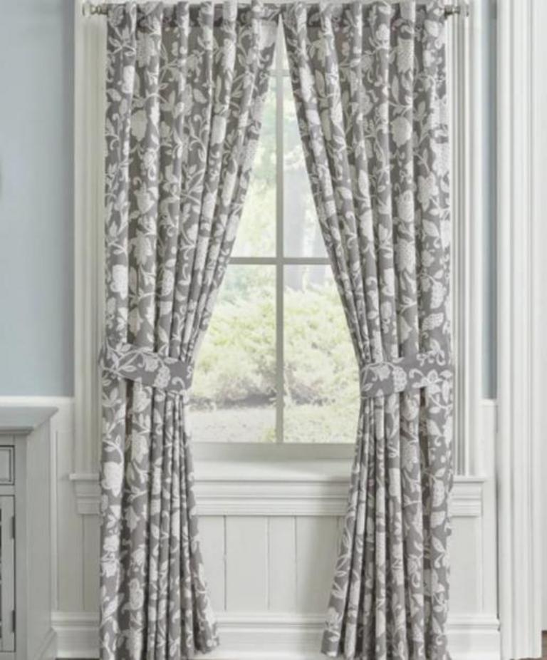 100 X 84 CURTAINS