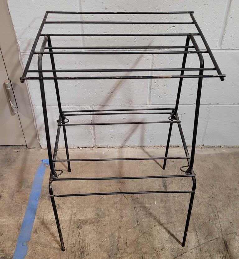 Auction Ohio Black Metal Stand