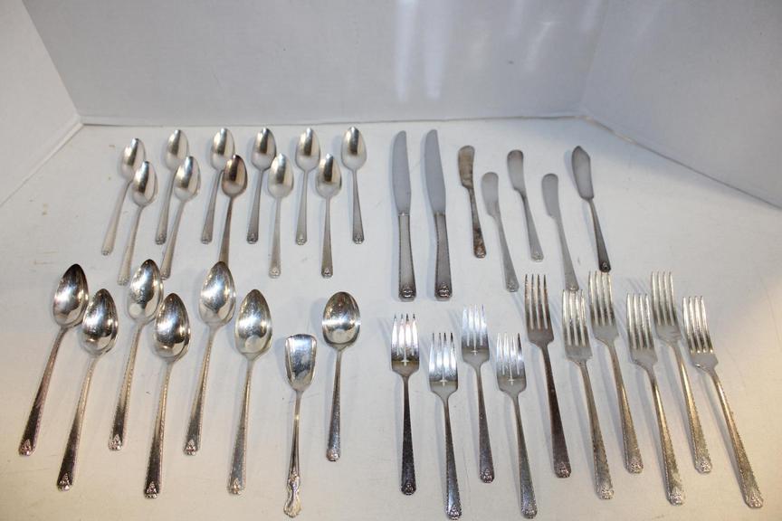 Prestige silver sale plate flatware