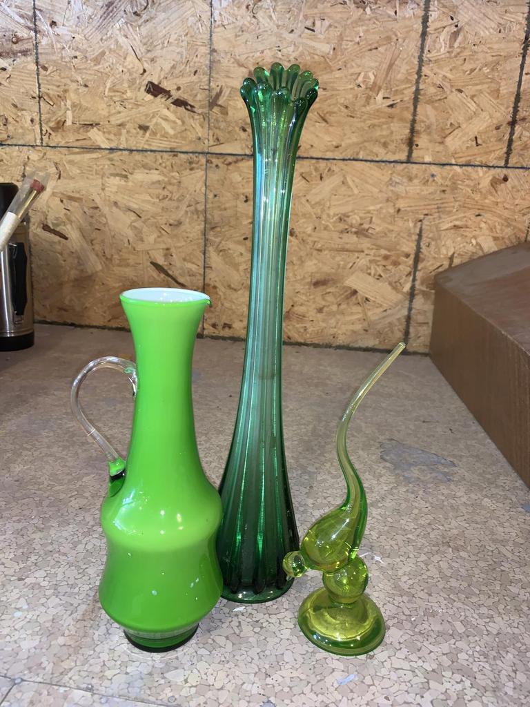 Auction Ohio Green Art Glass