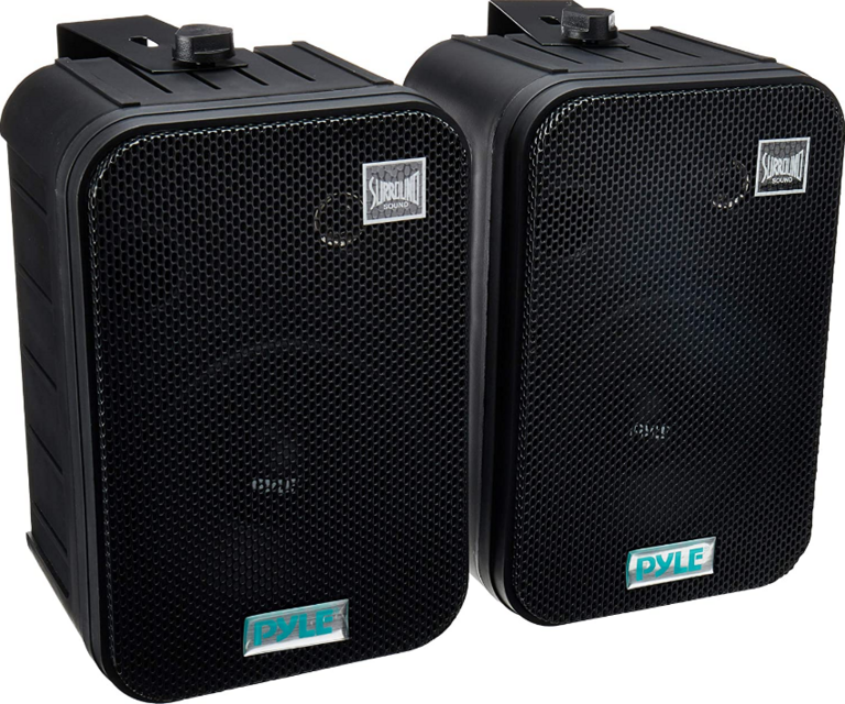 2 PYLE OUTDOOR SPEAKERS