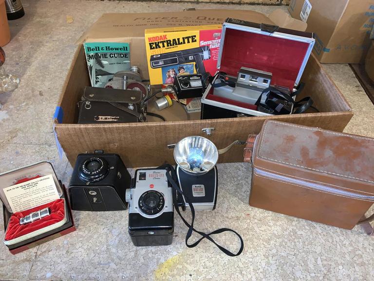 Auction Ohio Vintage cameras