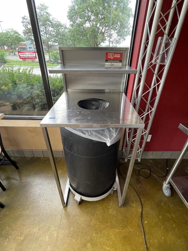 Auction Ohio Trash Can/Stand