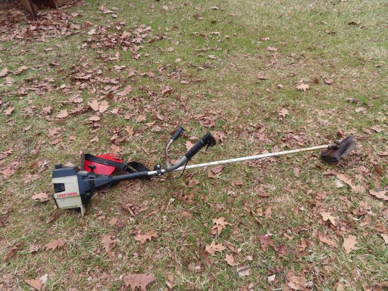 Auction Ohio Craftsman Brush Cutter