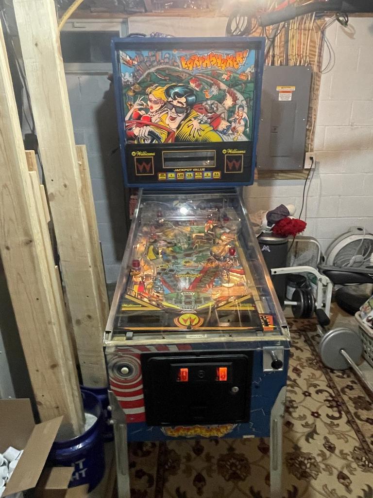 Auction Ohio Earthshaker Pinball Machine