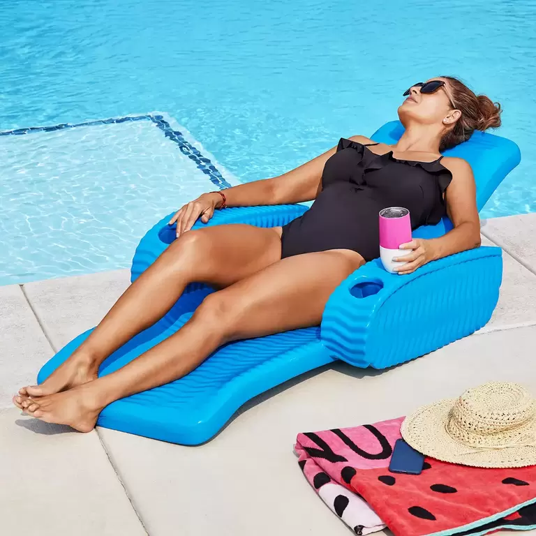 MEMBERS MARK POOL LOUNGER