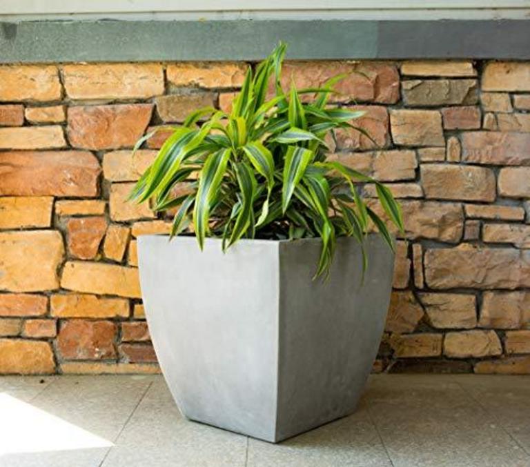 KANTE FLARED PLANTER