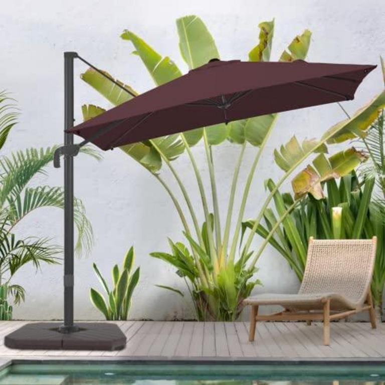 BLUU 8.2' CANTILEVER UMBRELLA