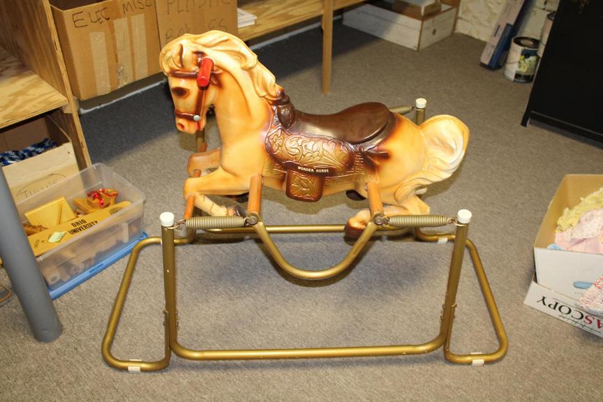 Vintage spring bouncy hot sale rocking wonder horse