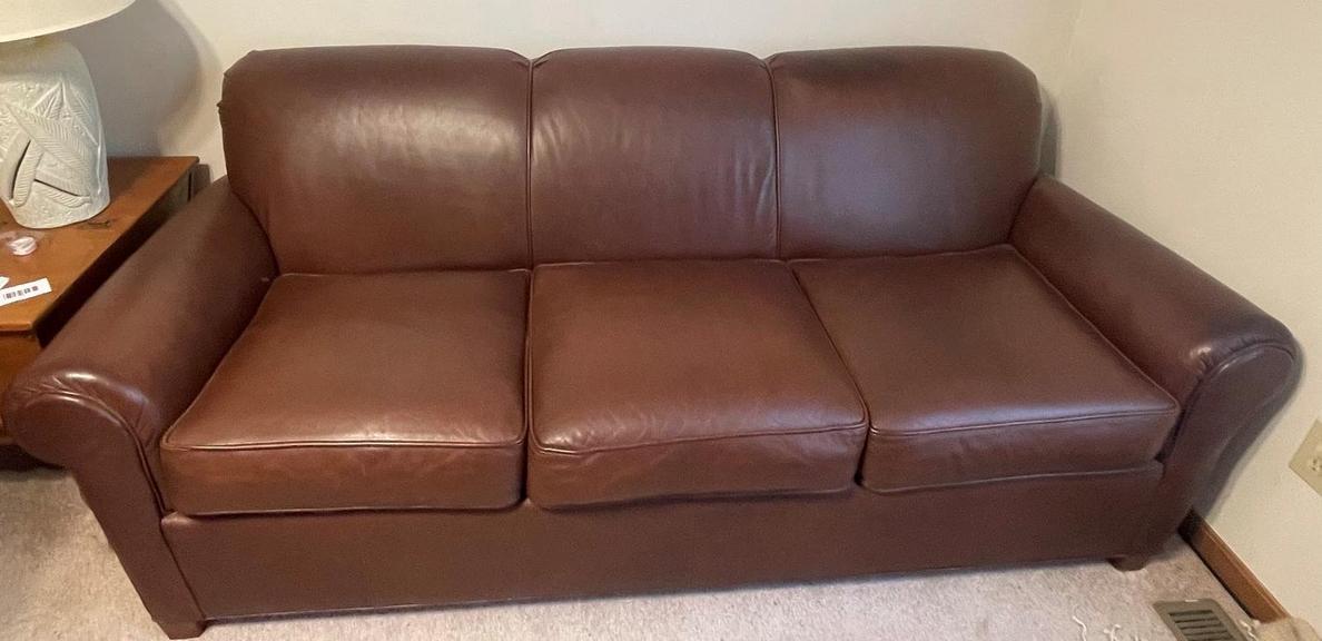 Auction Ohio Norwalk Leather Couch