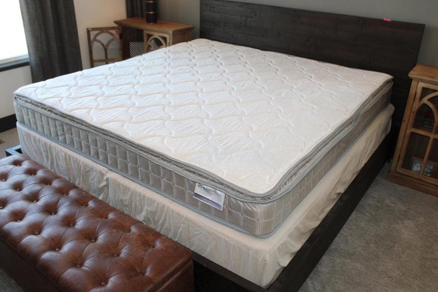 Auction Ohio King Mattress & Box Spring