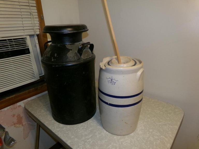 Auction Ohio Butter churn