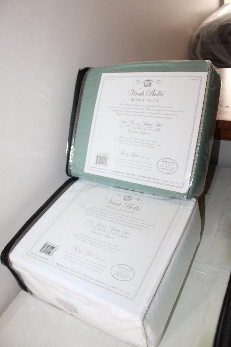 Auction Ohio Virah Bella King Sheet Sets