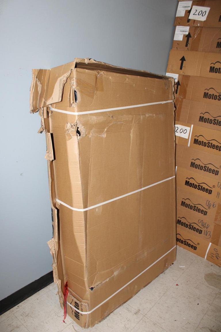 Auction Ohio Moto Sleep Queen Bed Frame