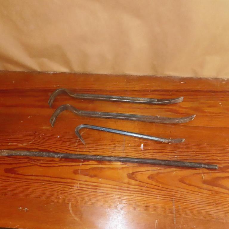 Auction Ohio Pry Bars