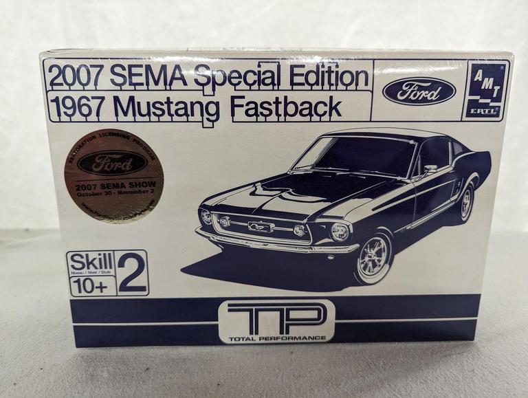 Auction Ohio AMT Mustang model kit