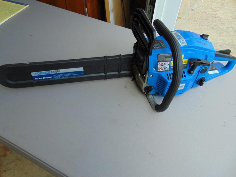 Auction Ohio Blue Max Chainsaw