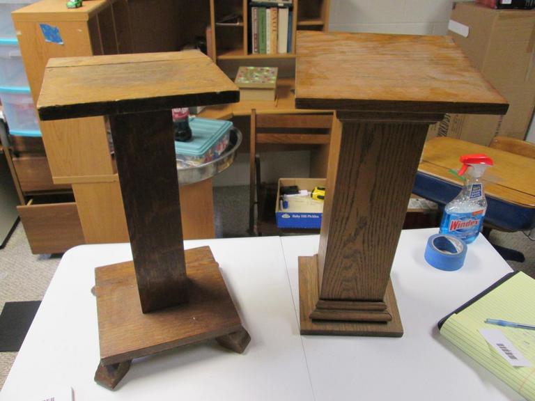 Auction Ohio Plant Stands