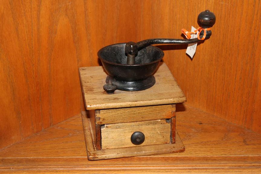 Auction Ohio Antique Coffee Grinder