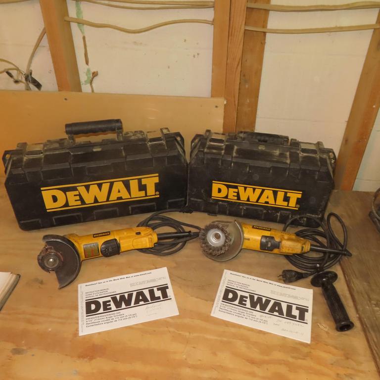 Auction Ohio DeWalt DW402 Angle Grinders