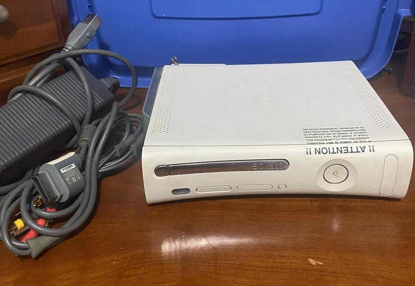 Auction Ohio White Xbox 360