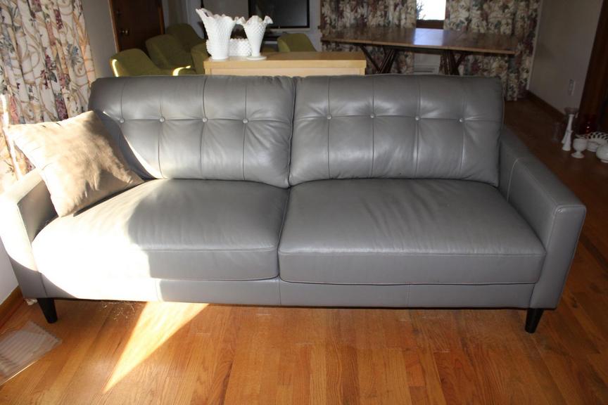 Auction Ohio Modern Gray Leather Sofa