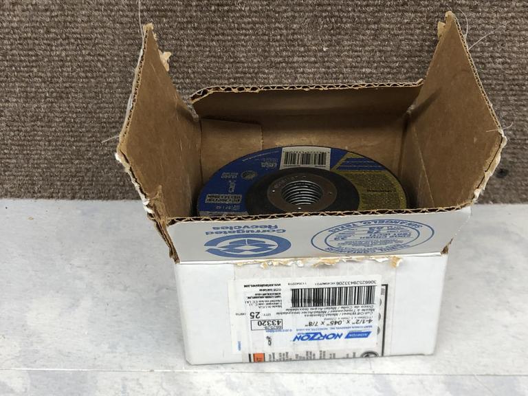 Auction Ohio Norton Cut Off Wheels