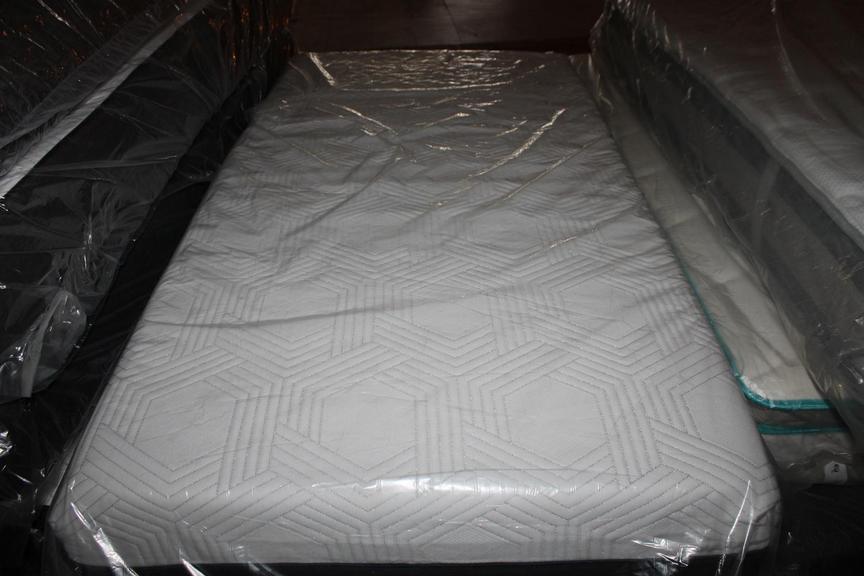 Auction Ohio Good Life Pro Twin Mattress