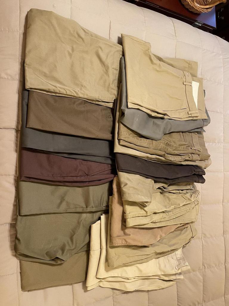 Auction Ohio Men's casual dress pants
