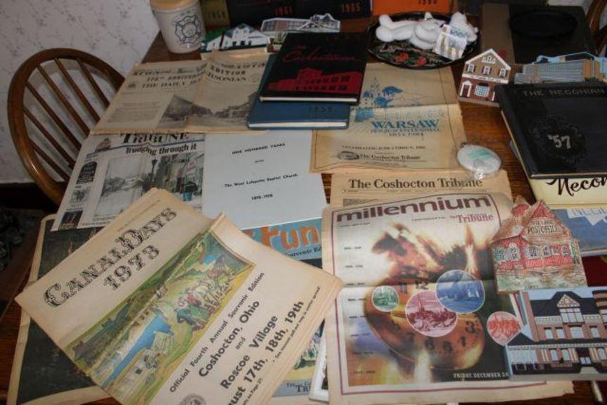 Auction Ohio Coshocton Memorabilia