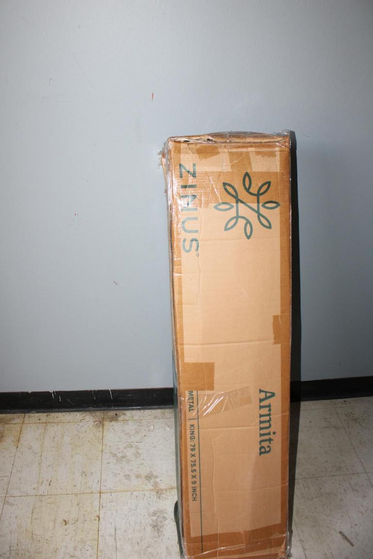 Auction Ohio Zinus Armita King Box Spring