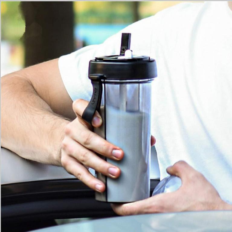 YYDSJFM OUTDOOR WATER CUP