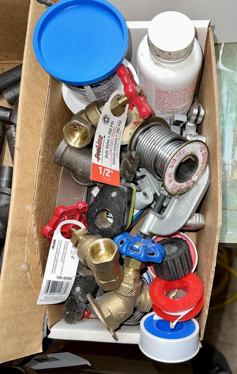 Auction Ohio Misc plumbing parts