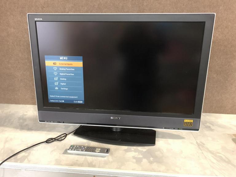 Auction Ohio Sony Flat Screen TV