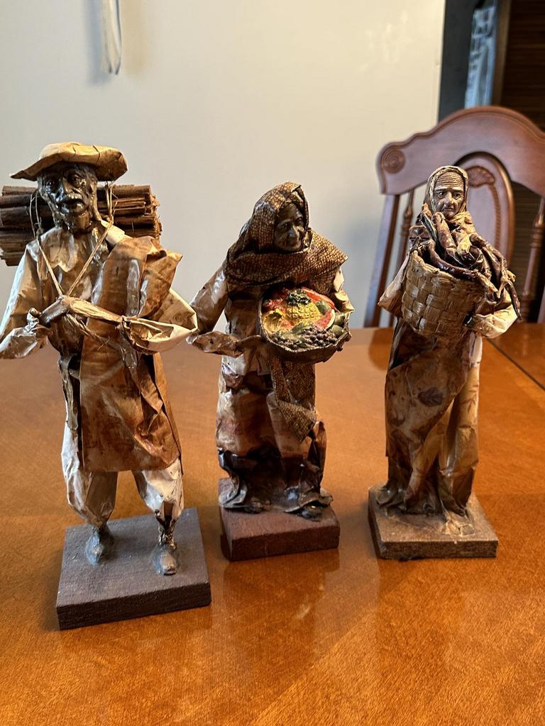 Auction Ohio Paper Mache figurines
