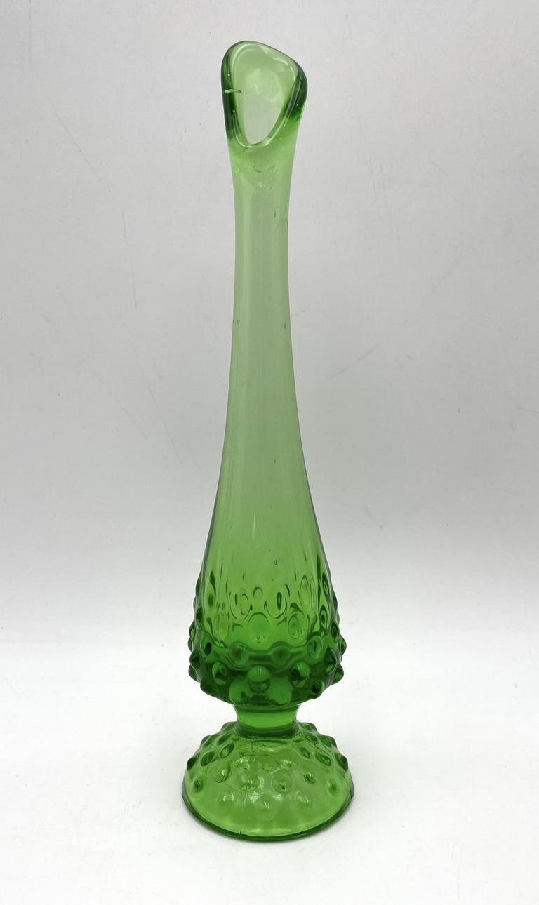 Auction Ohio Fenton Green Swung Vase