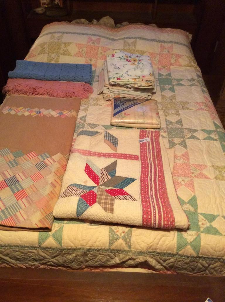Auction Ohio Quilts, sheets, afghan