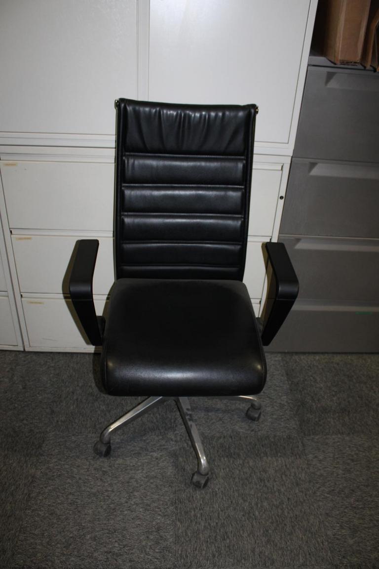 Auction Ohio Executive Task Chair