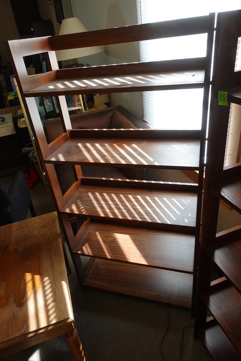 Auction Ohio Book Shelf