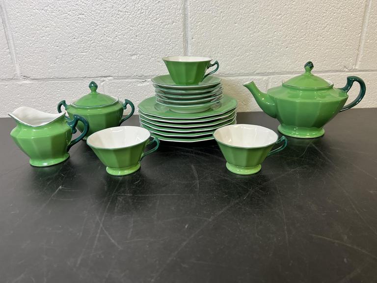 Auction Ohio Porcelain Tea Set