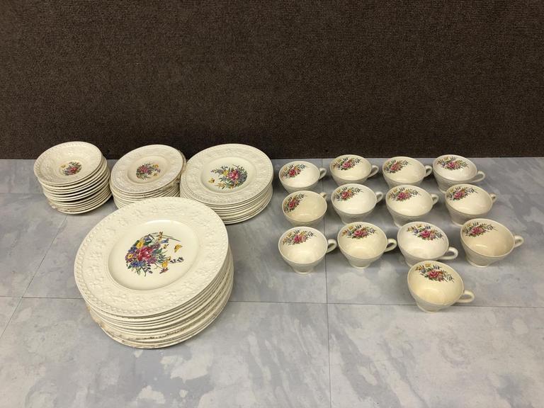 Auction Ohio Wedgwood China