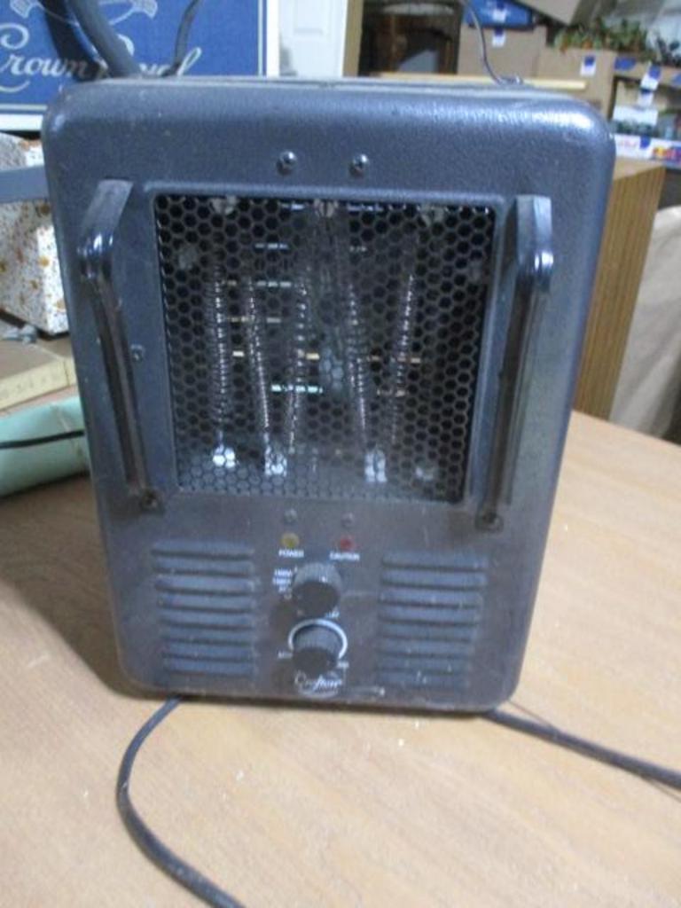Auction Ohio Crofton Electric Heater