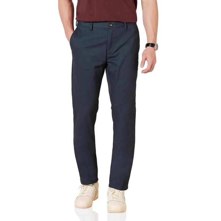 ESSENTIALS CHINO PANT