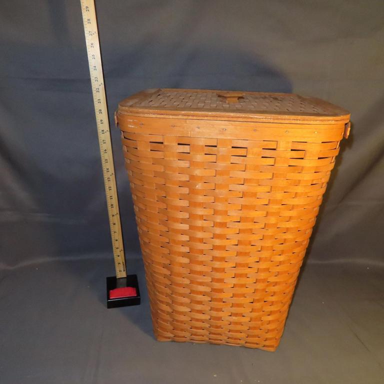 Auction Ohio Longaberger Laundry Hamper