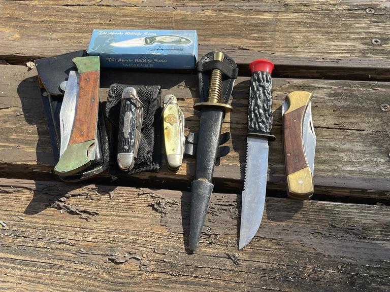 Auction Ohio Collectible Knives