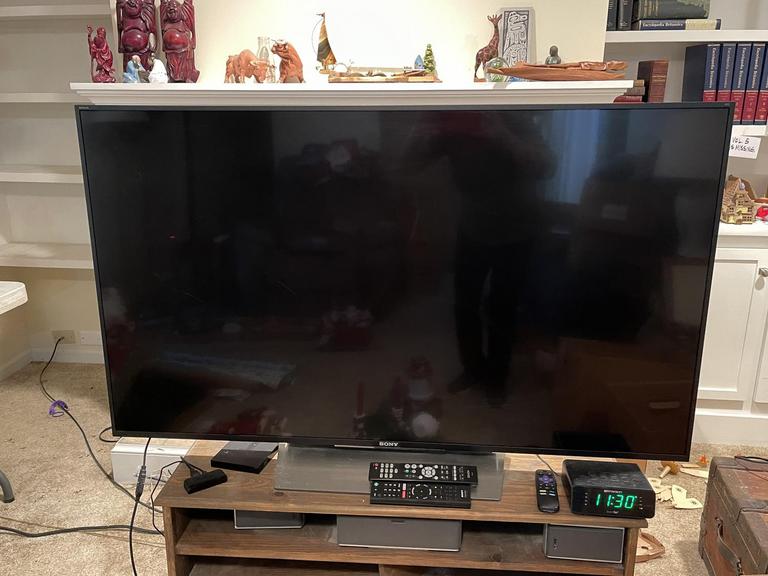 Auction Ohio 55 inch Sony TV