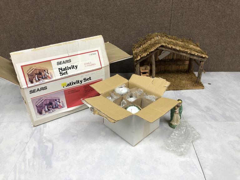 Auction Ohio Nativity Set