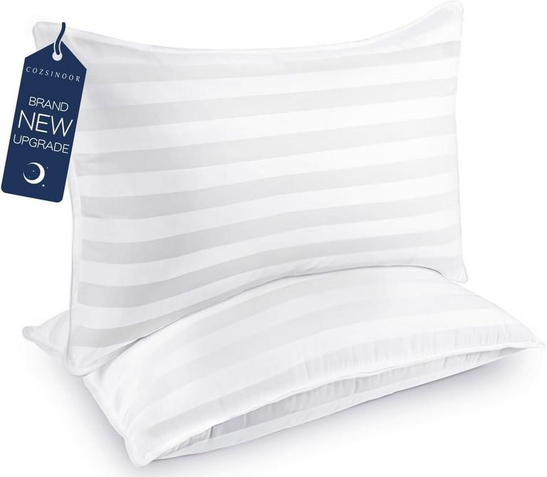 2 QUEEN PLUSH FIBER PILLOWS